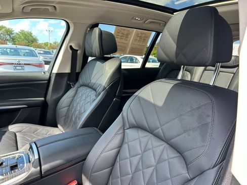 Used 2024 BMW X7 xDrive40i AWD/4WD image 20