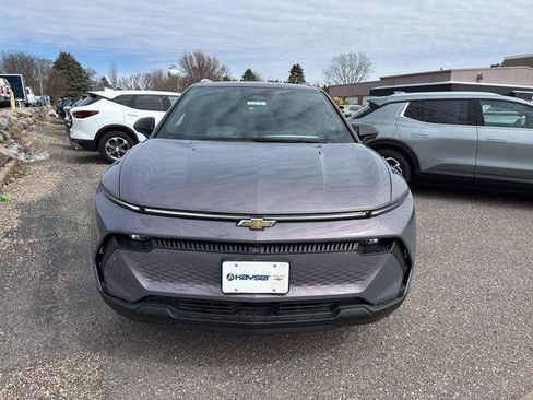 New 2026 Chevrolet Equinox EV LT image 3