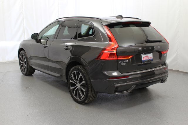 Used 2023 Volvo XC60 B5 Plus w/ Protection Package Premier AWD/4WD image 5