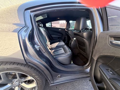 Used 2016 Dodge Charger R/T w/ Plus Group RWD image 12