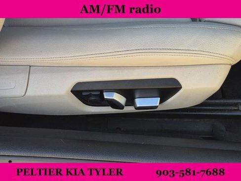 Used 2018 BMW 230i Convertible image 17