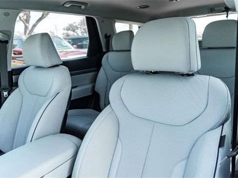 New 2025 Hyundai Palisade SEL image 9
