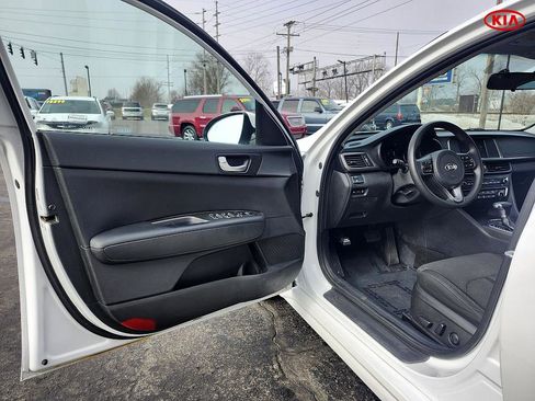 Used 2018 Kia Optima LX w/ Convenience Package image 9