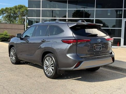 Used 2021 Toyota Highlander Platinum AWD/4WD image 5