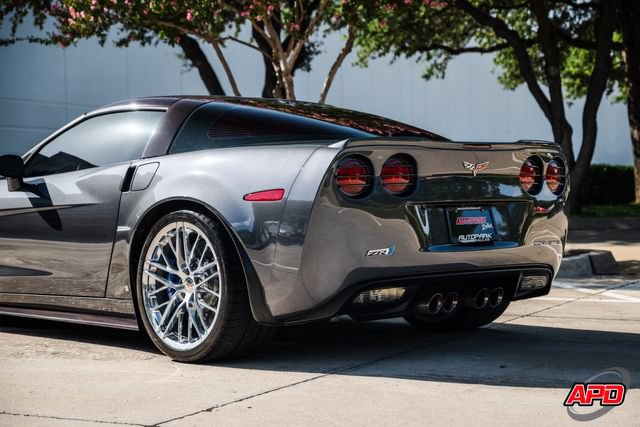 Used 2009 Chevrolet Corvette ZR1 w/ Preferred Equipment Group RWD image 55