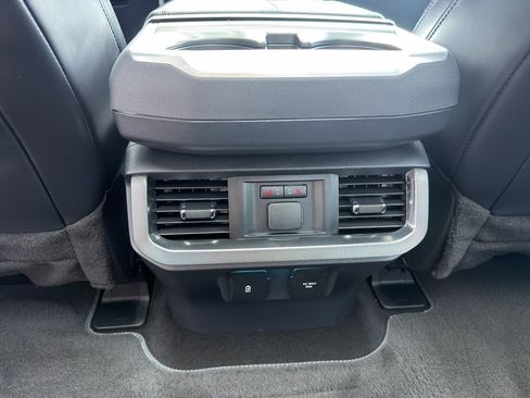 Used 2024 Ford F150 Platinum w/ FX4 Off-Road Package AWD/4WD image 49