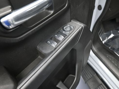 Used 2024 Chevrolet Silverado 1500 Custom image 13