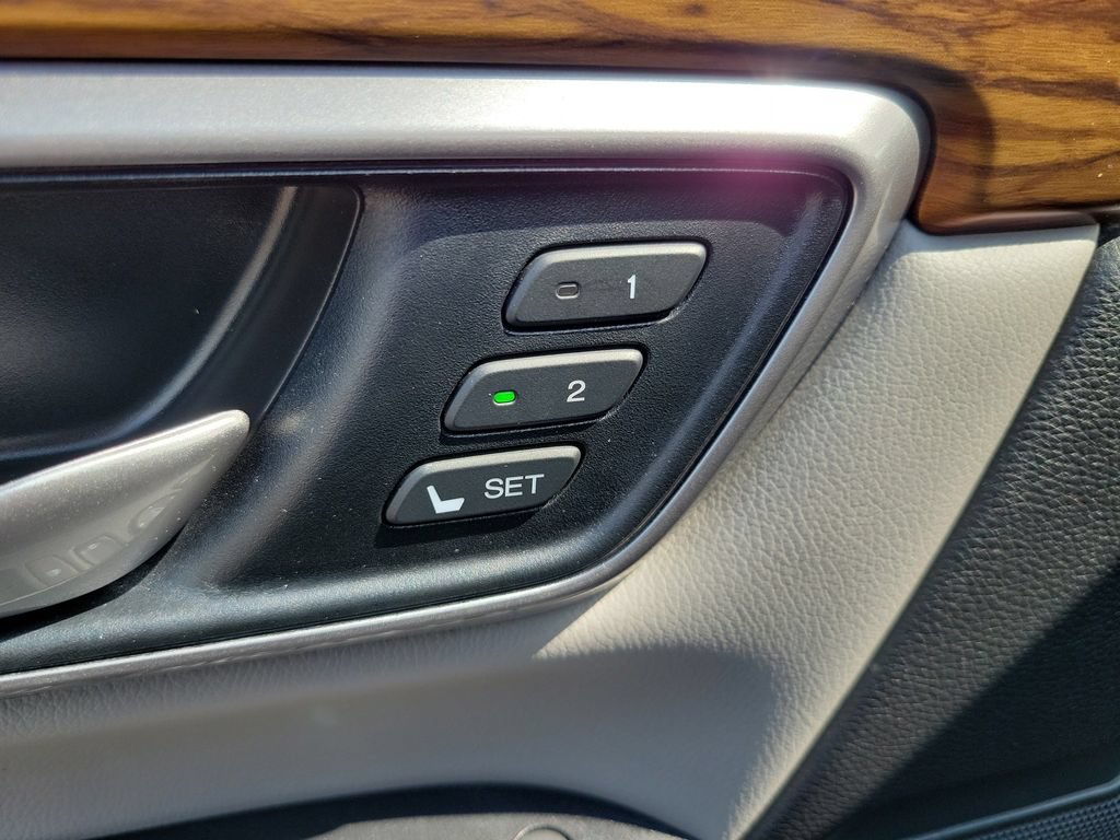 Used 2018 Honda CR-V EX-L image 10