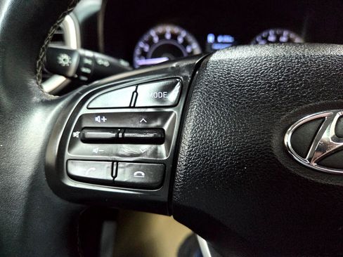 Used 2022 Hyundai Venue SEL image 30