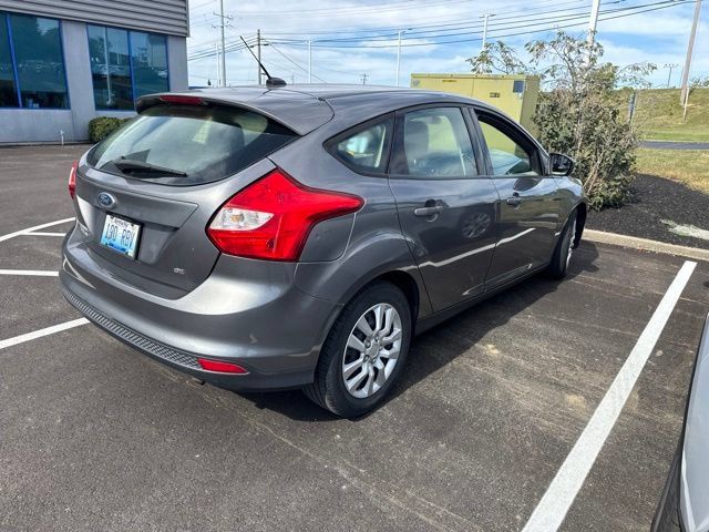 Used 2012 Ford Focus SE FWD image 4