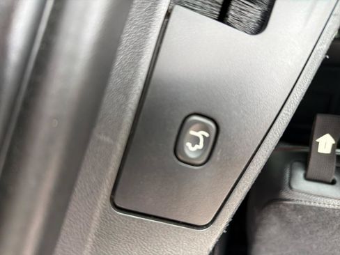Used 2019 Dodge Grand Caravan GT FWD image 14