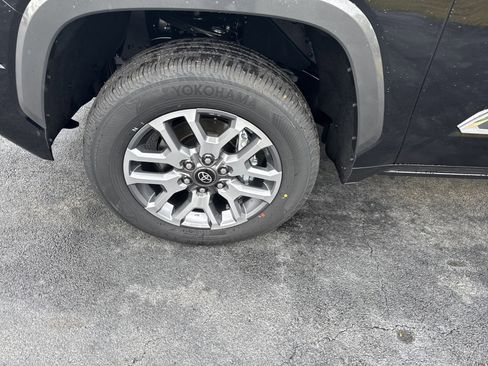 New 2026 Toyota Tundra 1794 Edition AWD/4WD image 9