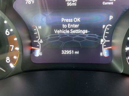 Used 2025 Jeep Compass Limited AWD/4WD image 11