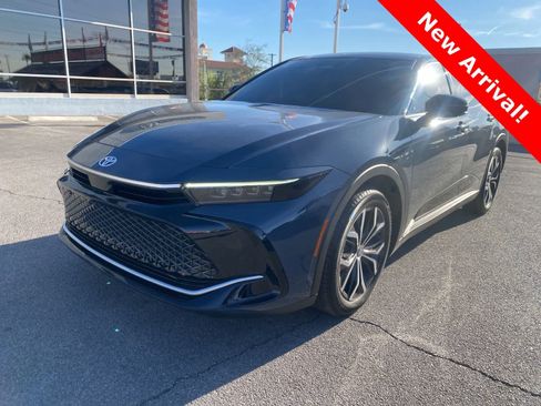 Used 2026 Toyota Crown Limited image 1