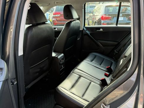 Used 2016 Volkswagen Tiguan S AWD/4WD image 13