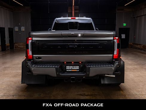 Used 2025 Ford F450 Platinum w/ Platinum Plus Package AWD/4WD image 7