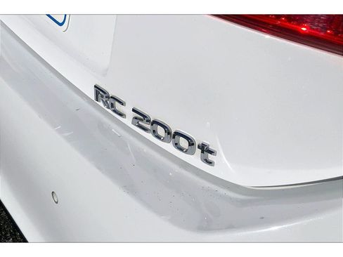 Used 2017 Lexus RC 200t F Sport image 6