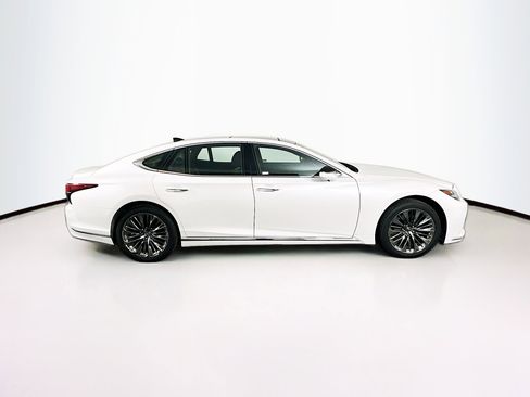 Used 2022 Lexus LS 500 w/ Interior Upgrade Package image 10