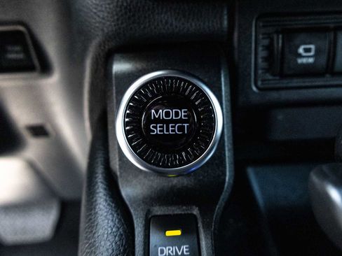 Used 2025 Toyota Land Cruiser AWD/4WD image 33