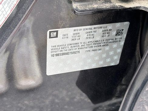 Used 2016 Chevrolet Cruze LT FWD image 23