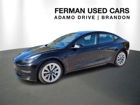 Used 2023 Tesla Model 3 Standard Range image 1