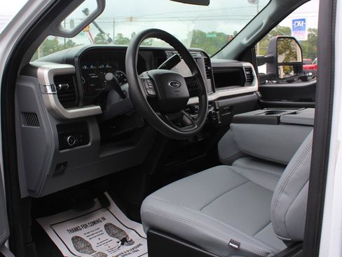 Used 2024 Ford F350 XL w/ XL Chrome Package AWD/4WD image 22