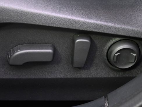 Used 2022 Subaru Outback Premium image 14