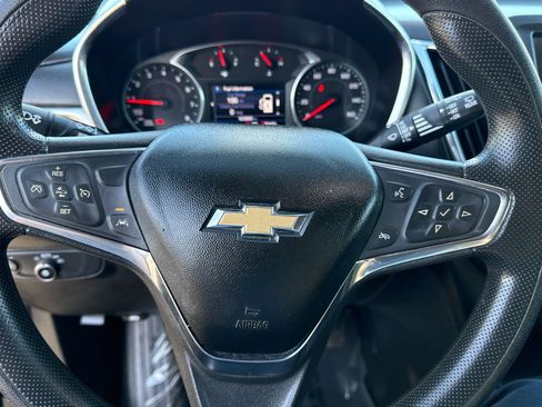 Used 2020 Chevrolet Equinox LT AWD/4WD image 23