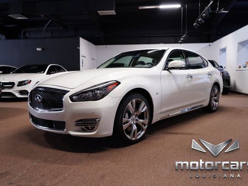 Used 2015 INFINITI Q70 L 3.7 w/ Deluxe Touring Package image 3