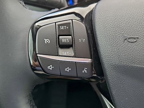 Certified 2024 Ford Escape Active AWD/4WD image 13