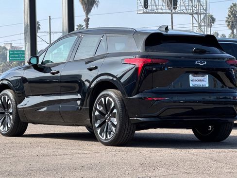 New 2025 Chevrolet Blazer EV RS image 6