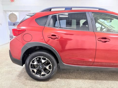 Used 2019 Subaru Crosstrek 2.0i Premium AWD/4WD image 9