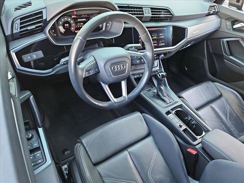 Used 2021 Audi Q3 2.0T Premium Plus w/ Premium Plus Package AWD/4WD image 10