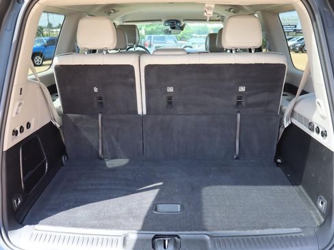 Used 2024 Jeep Wagoneer Series II AWD/4WD image 18
