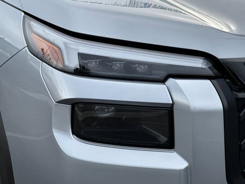 New 2026 Subaru Outback Limited image 32