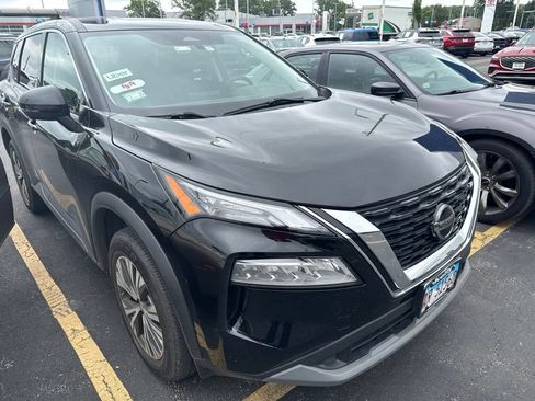 Used 2021 Nissan Rogue SV AWD/4WD image 2