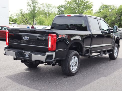 New 2026 Ford F350 XLT w/ FX4 Off-Road Package AWD/4WD image 3