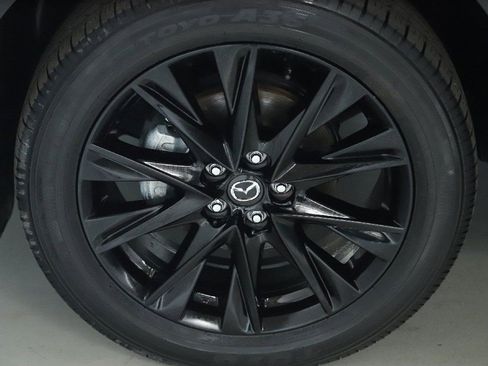 Used 2023 MAZDA CX-5 Carbon Edition image 38