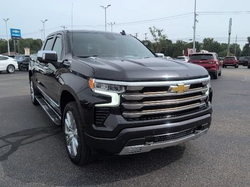 Used 2022 Chevrolet Silverado 1500 High Country AWD/4WD image 13