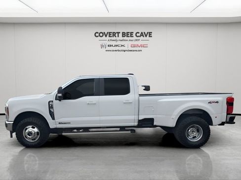 Used 2024 Ford F350 Lariat image 5