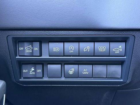 New 2026 Toyota Tundra Platinum image 23