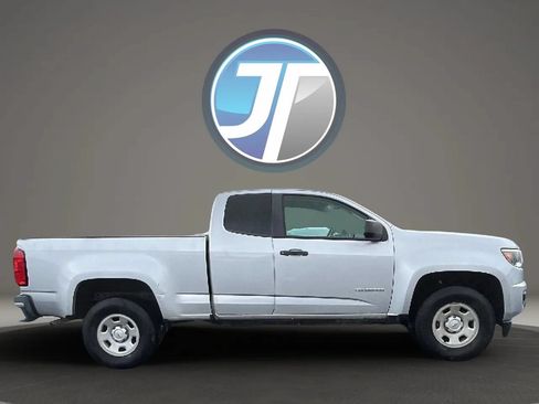 Used 2018 Chevrolet Colorado W/T RWD image 4