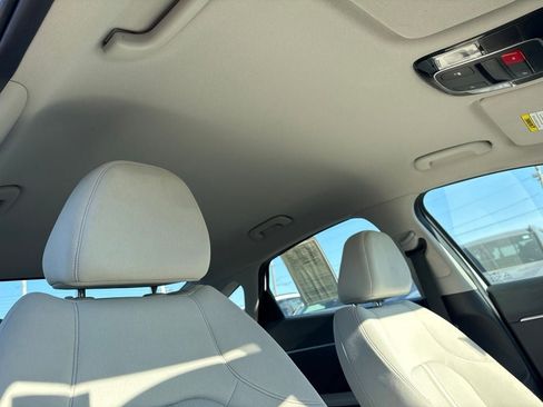 Certified 2025 Hyundai Sonata SEL FWD image 33