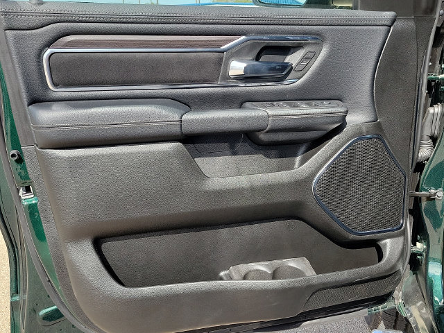 New 2026 RAM 1500 Laramie w/ Chrome Appearance Group AWD/4WD image 11