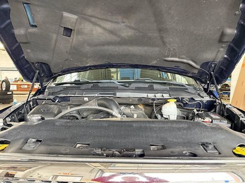 Used 2018 RAM 1500 Laramie w/ Convenience Group image 31