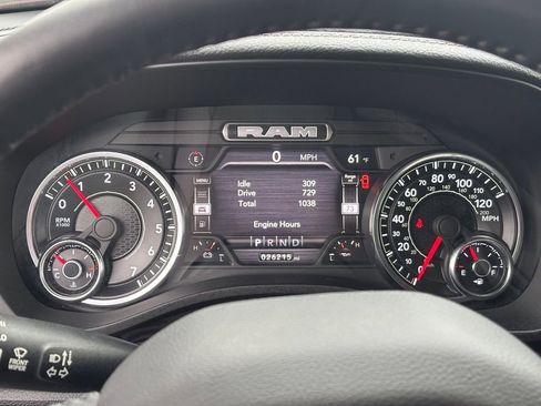 Used 2022 RAM 1500 Laramie AWD/4WD image 19