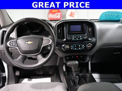 Used 2015 Chevrolet Colorado W/T w/ WT Convenience Package image 2