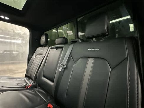 Used 2022 Ford F350 Platinum w/ FX4 Off-Road Package image 19