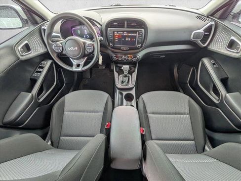 Used 2023 Kia Soul LX w/ Option Group 015 image 18