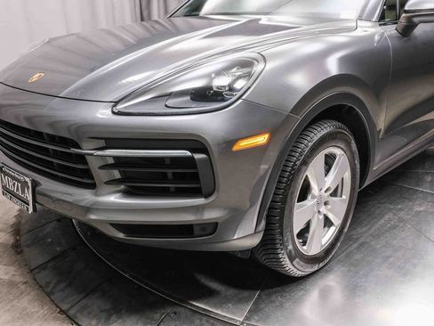 Used 2020 Porsche Cayenne image 12
